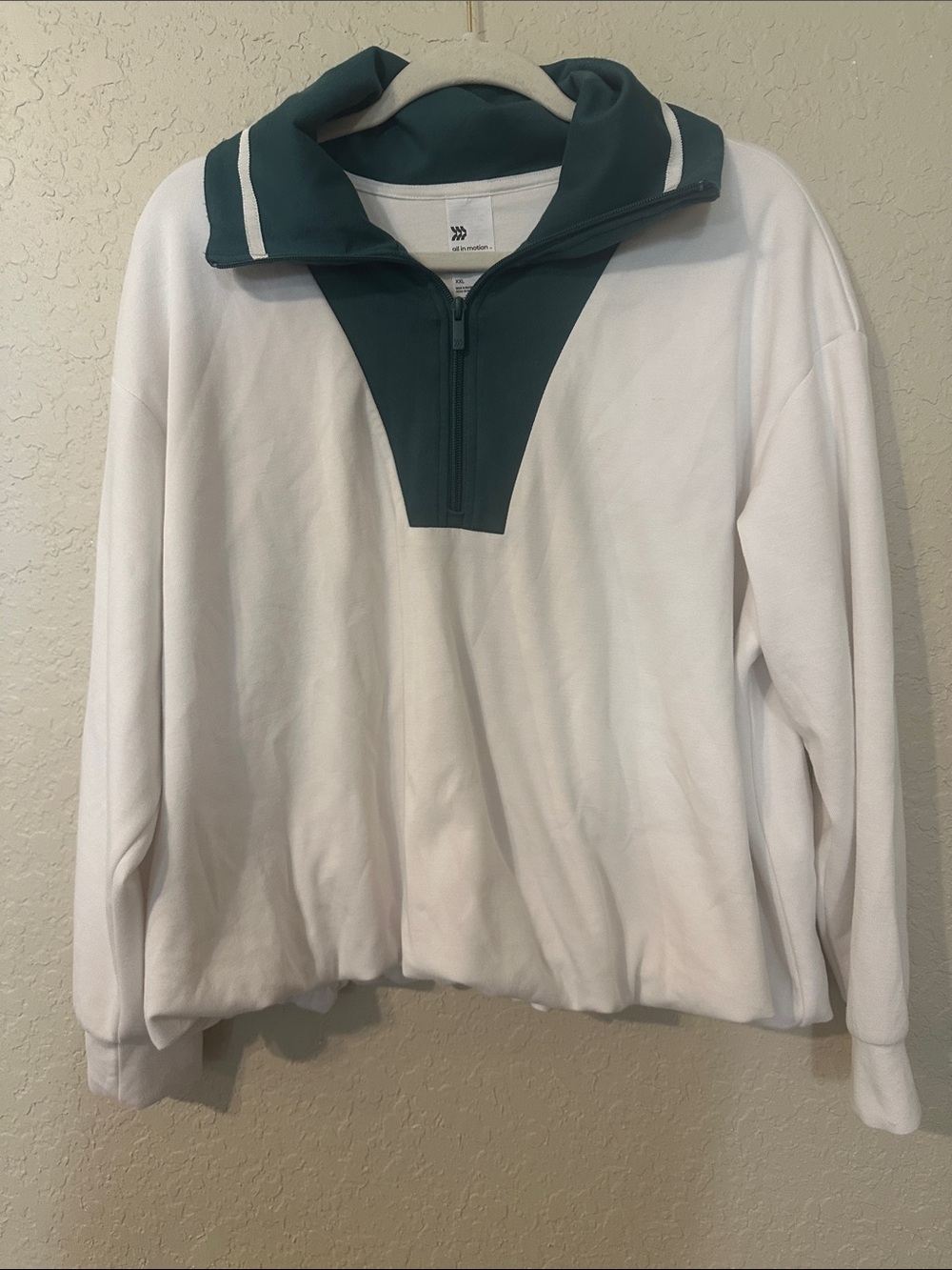 all in motion airy sleek pique 1/2 zip bubble hem collard pillows sweatshirt 5 - Picture 4 of 6